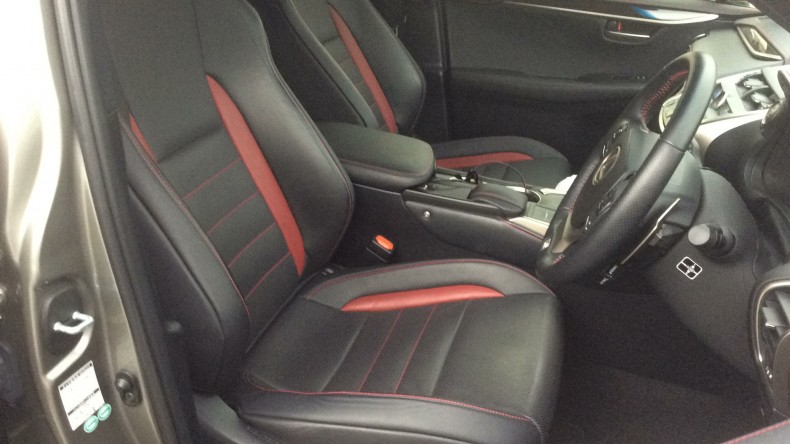 内装前方シート