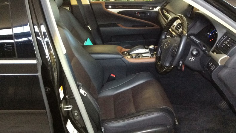 内装前方シート