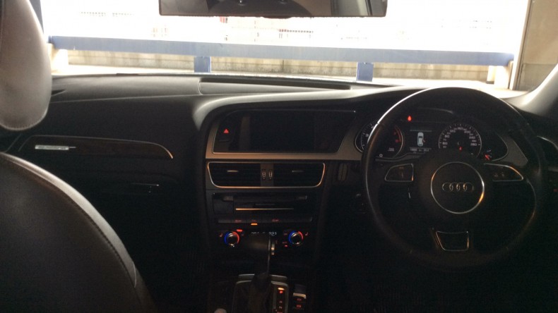 内装インパネ全体