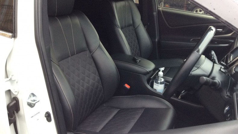 内装前方シート