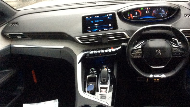 内装インパネ全体