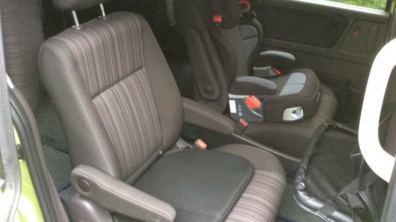 内装後方シート