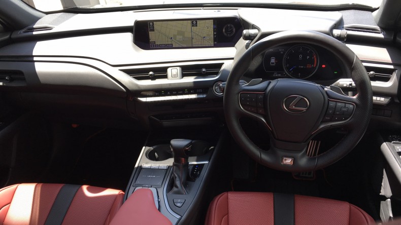 内装インパネ全体