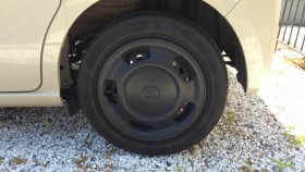 タイヤホイール前