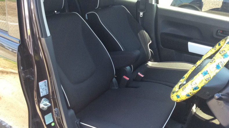 内装前方シート