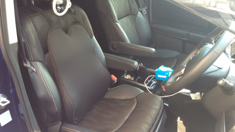 内装前方シート