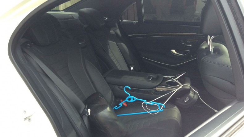 内装後方シート