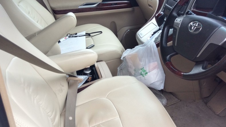 内装前方シート