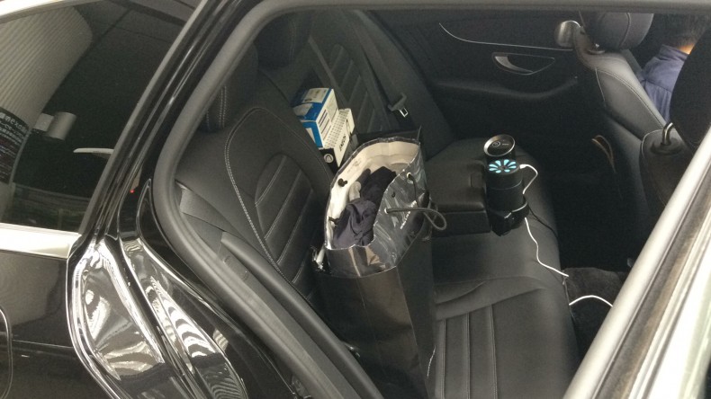 内装後方シート