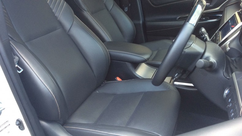 内装前方シート