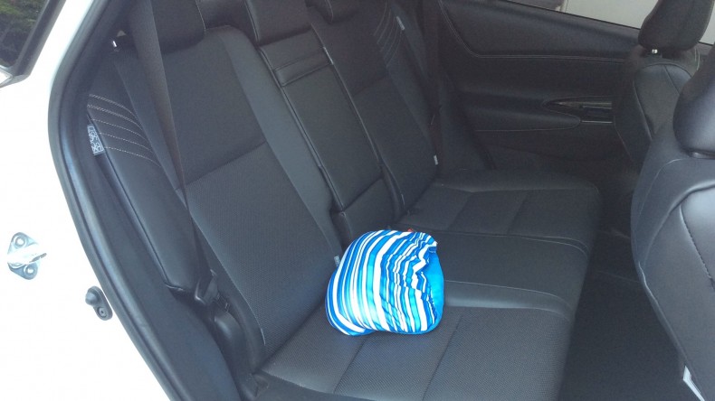 内装後方シート