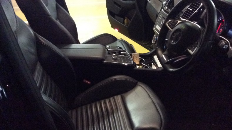 内装前方シート