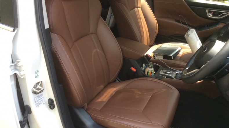 内装前方シート