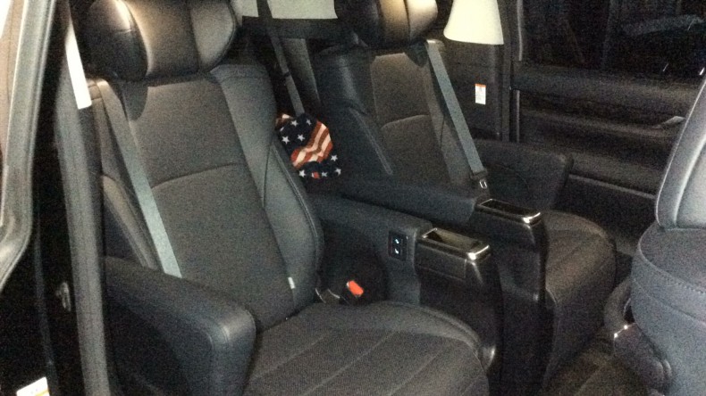 内装後方シート