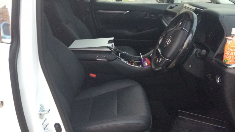 内装前方シート