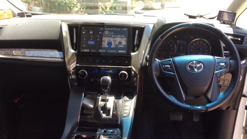 内装インパネ全体