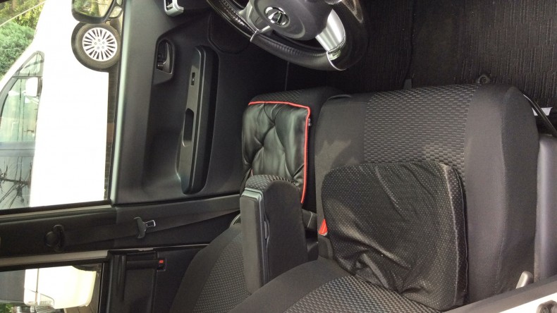 内装前方シート