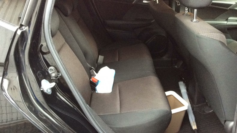 内装後方シート