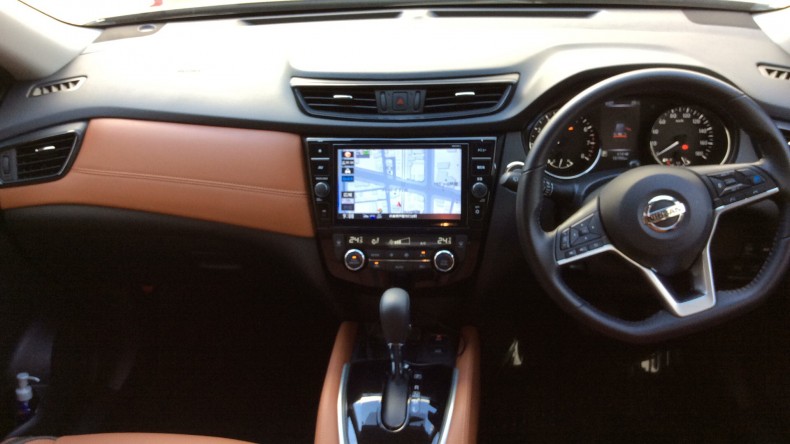 内装インパネ全体