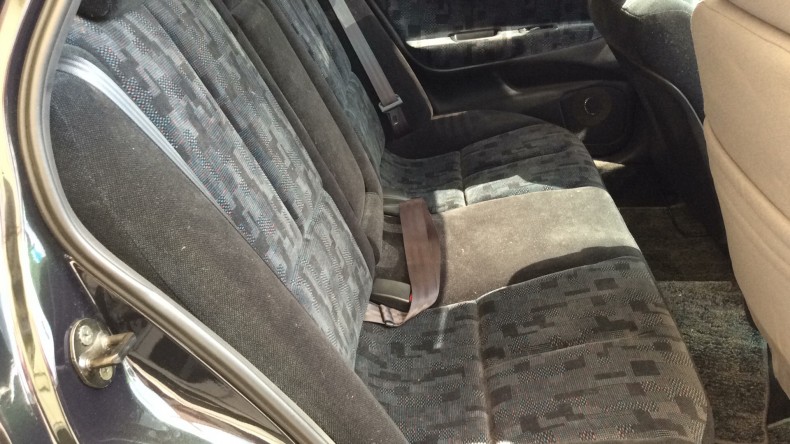 内装後方シート