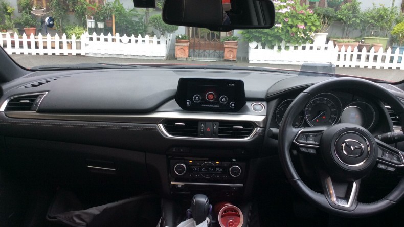 内装インパネ全体