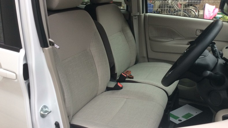 内装前方シート