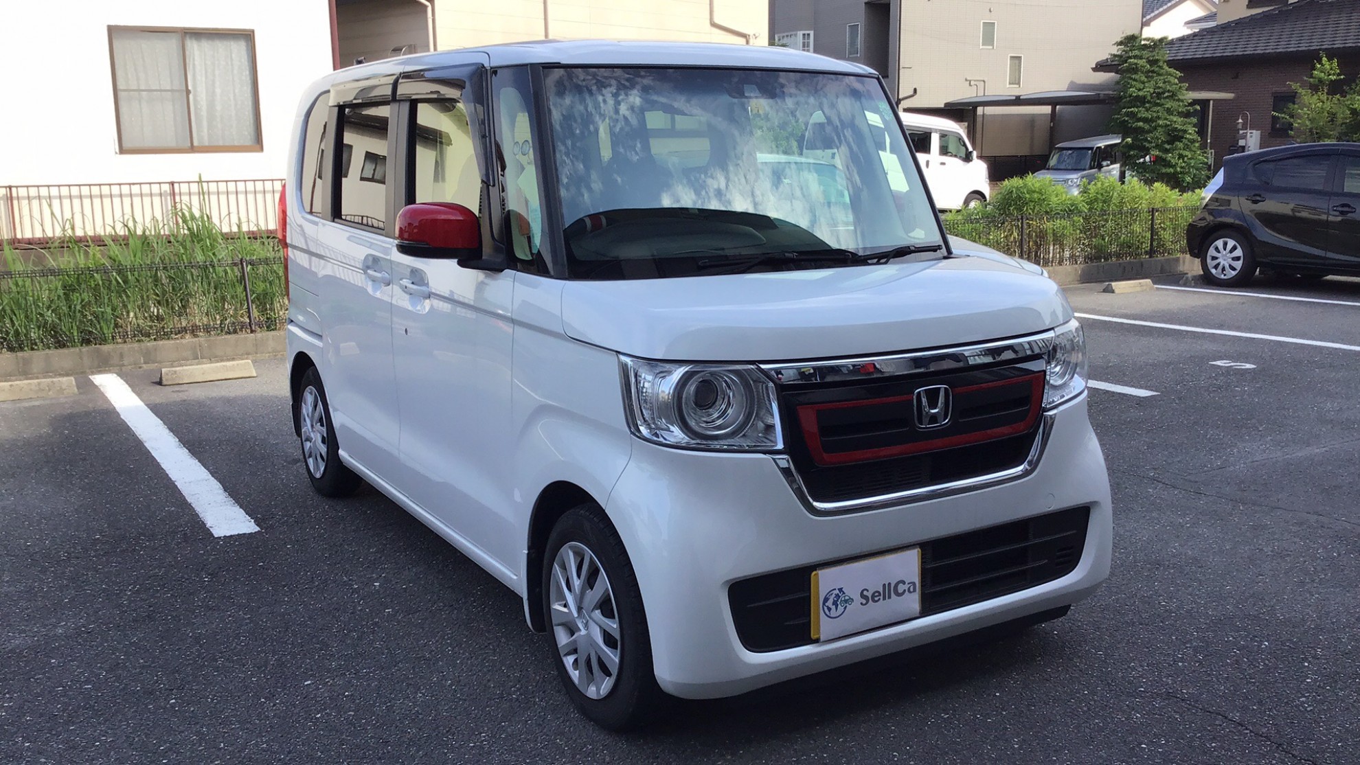 外装右前