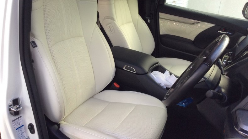 内装前方シート