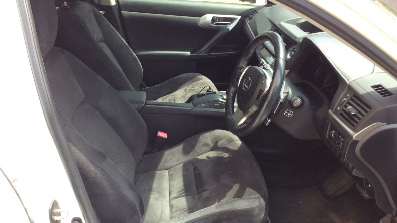 内装前方シート