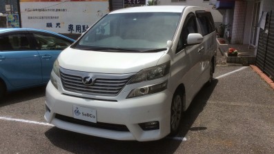 car_main_img