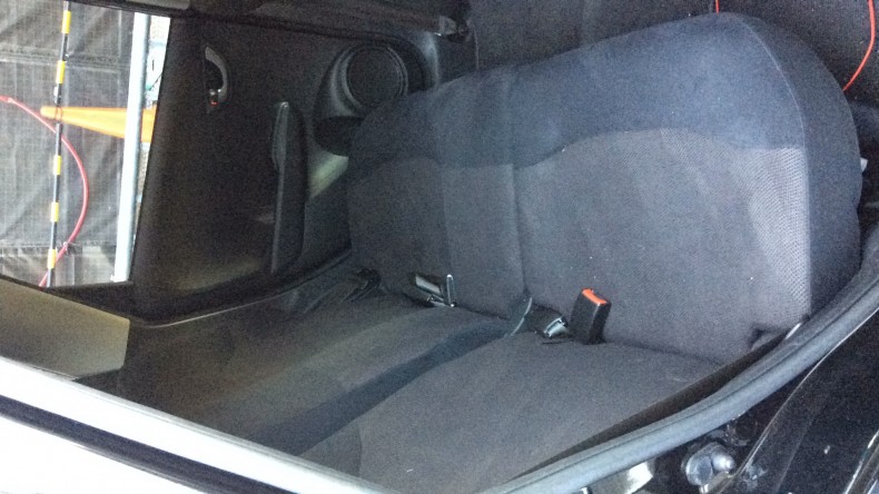 内装後方シート