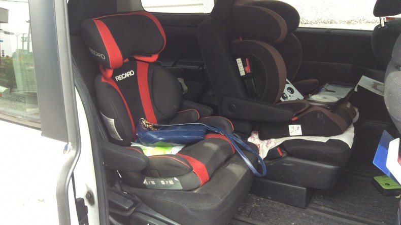 内装後方シート