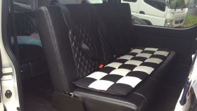 内装後方シート