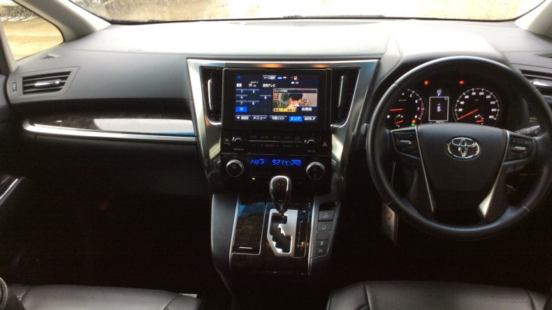 内装インパネ全体