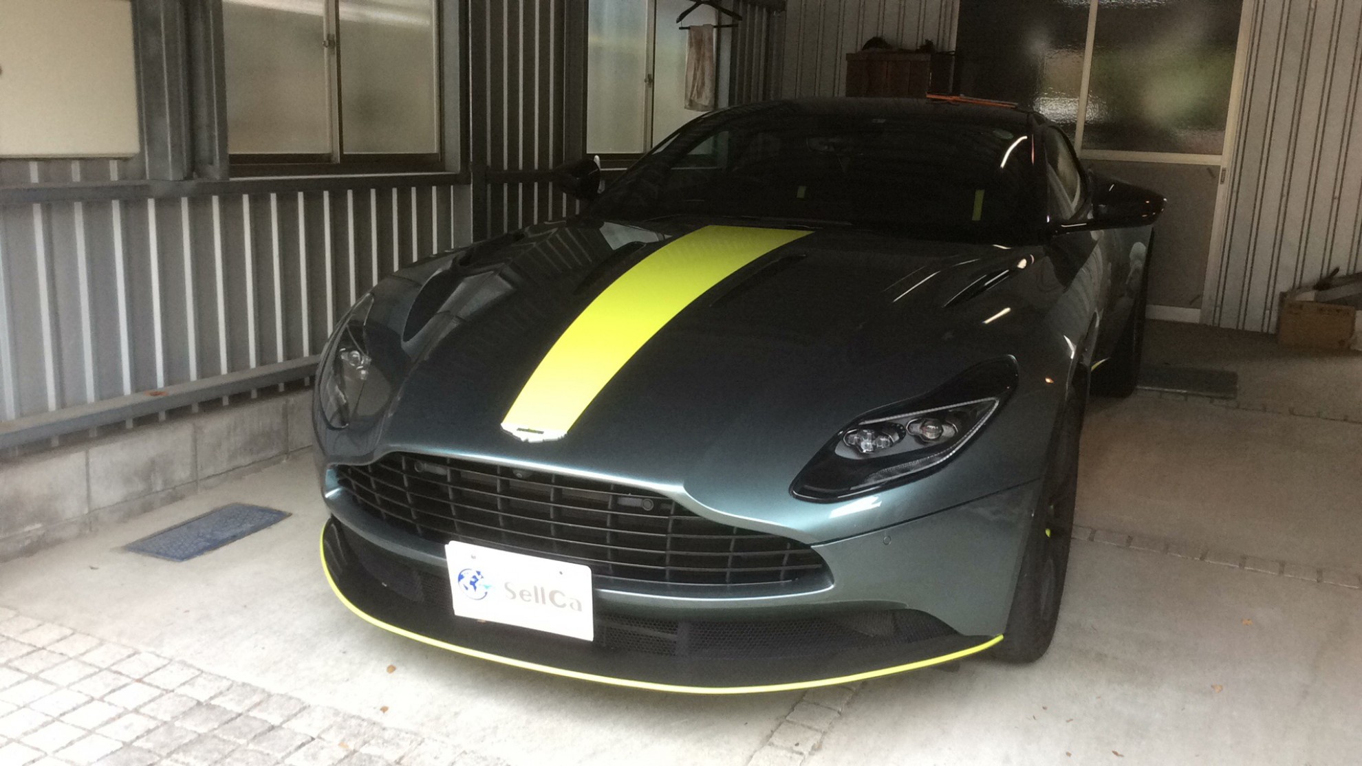 アストンマーティン ＤＢ１１の売買実績画像