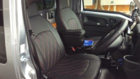 内装前方シート