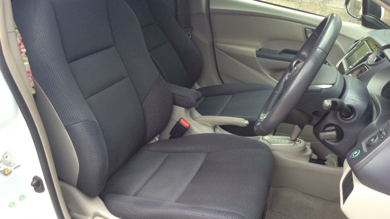 内装前方シート