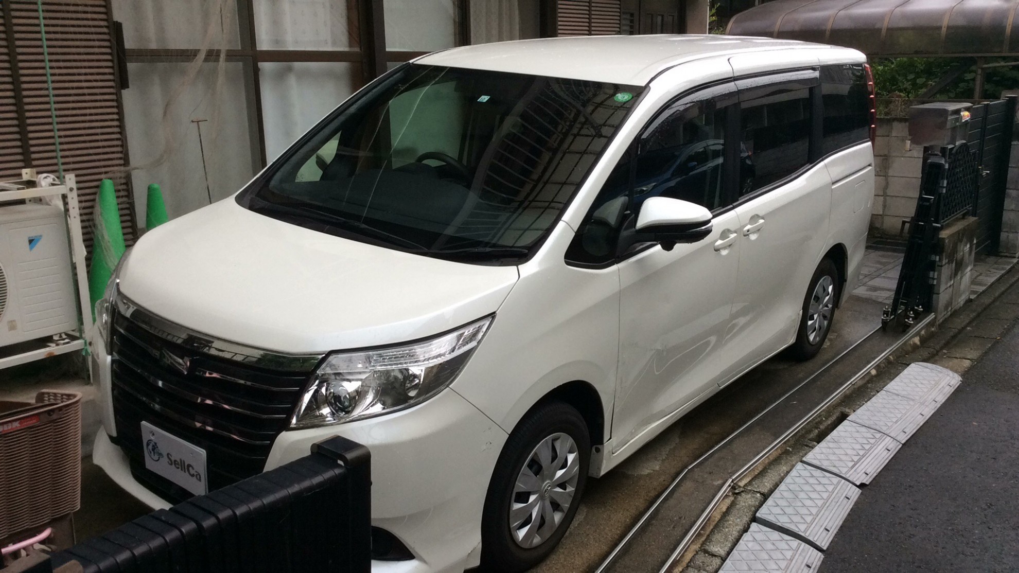 トヨタ ノアの売買実績画像