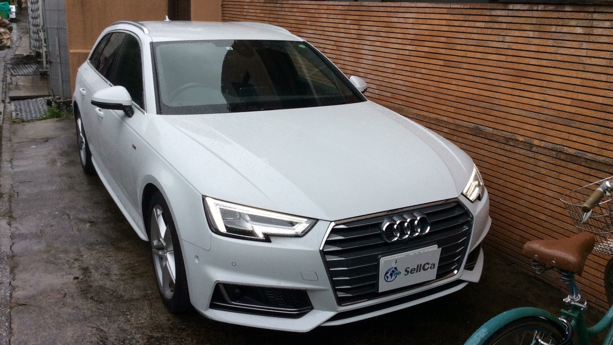 アウディ Ａ４アバントの売買実績画像