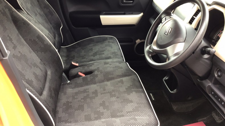 内装前方シート