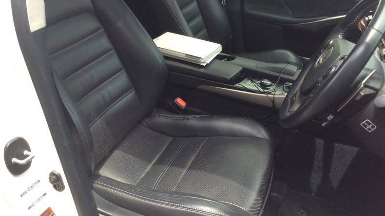 内装前方シート