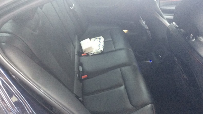 内装後方シート