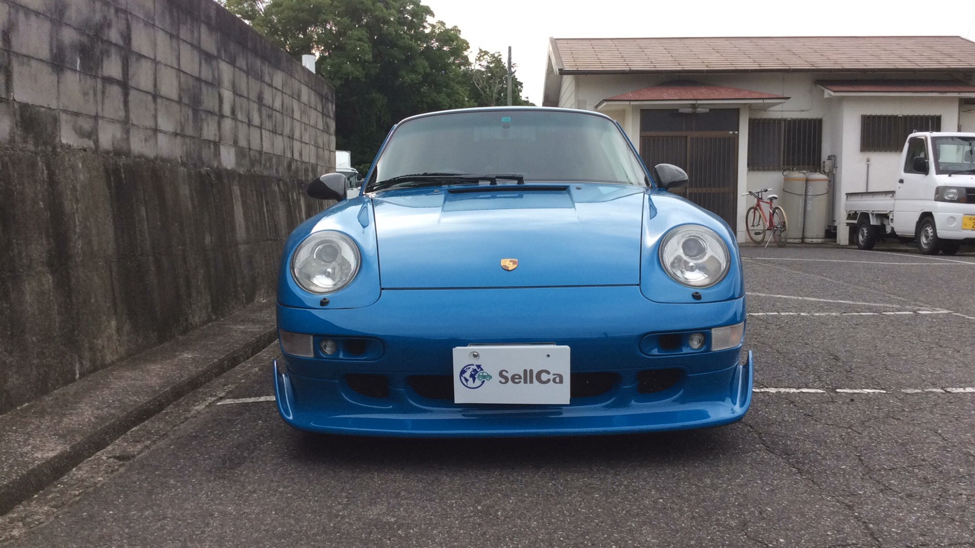 外装前方