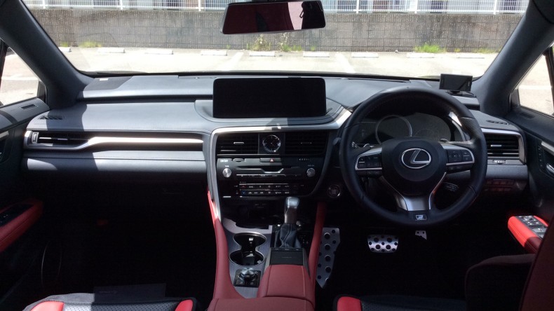 内装インパネ全体