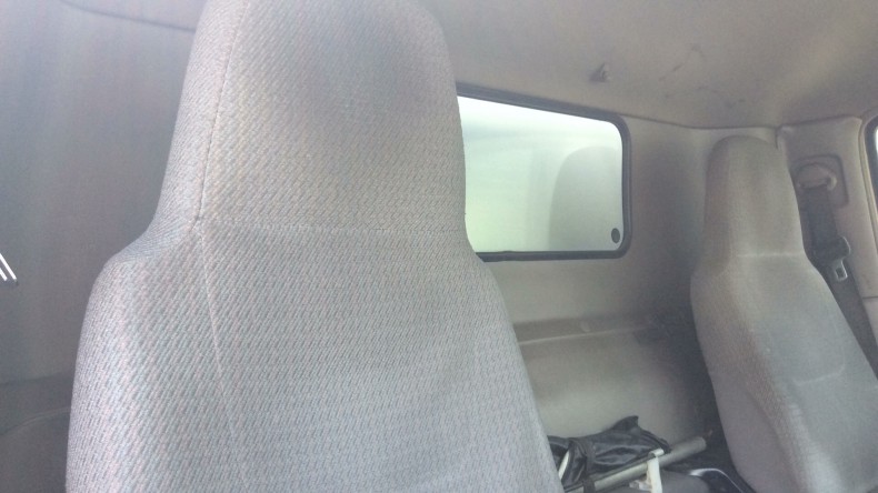 内装後方シート