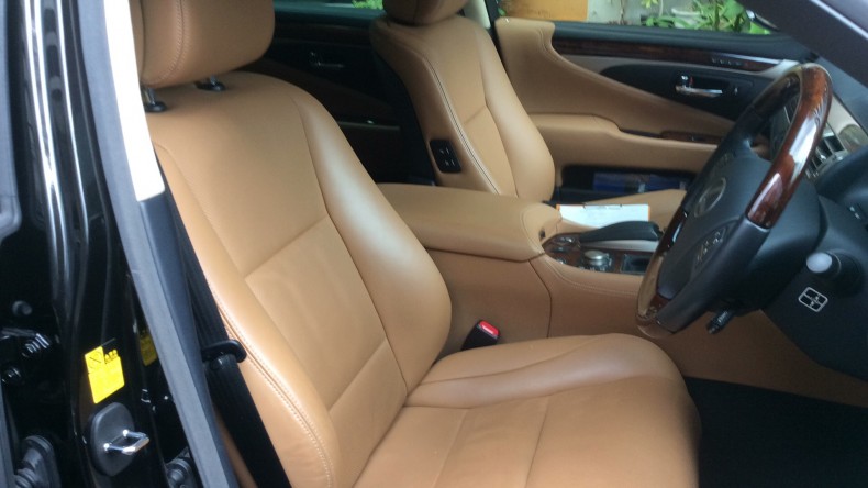 内装前方シート