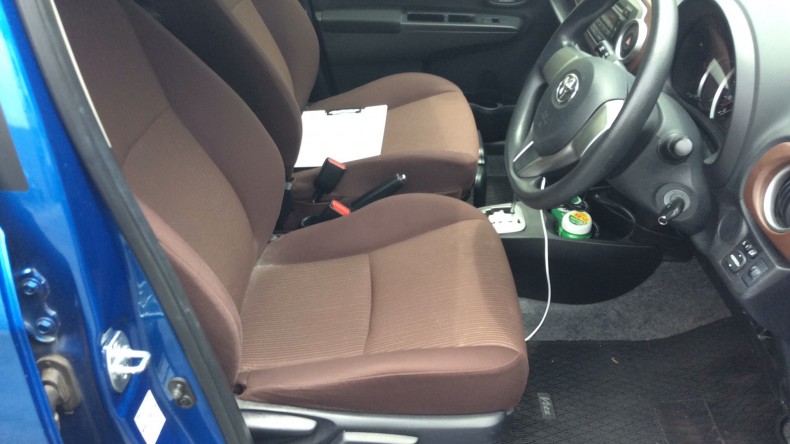 内装前方シート