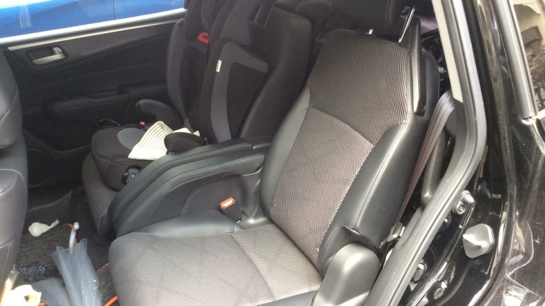 内装後方シート