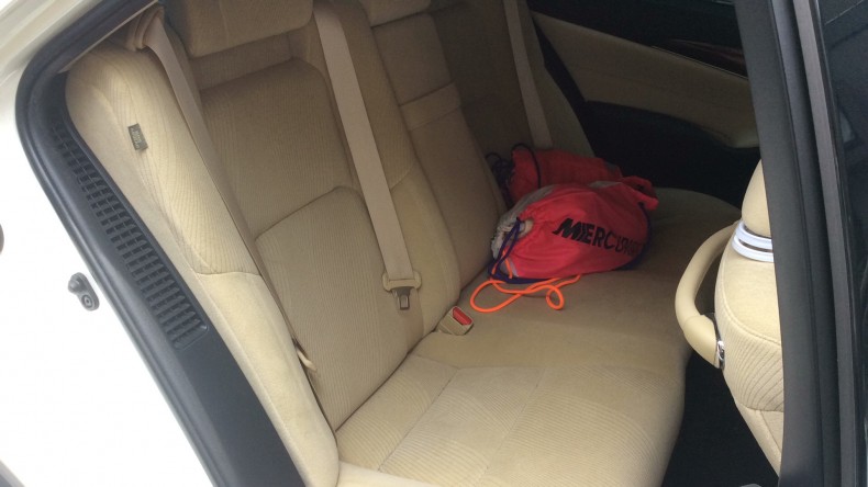 内装後方シート