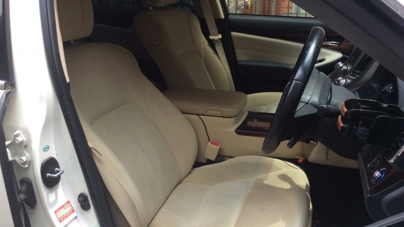 内装前方シート